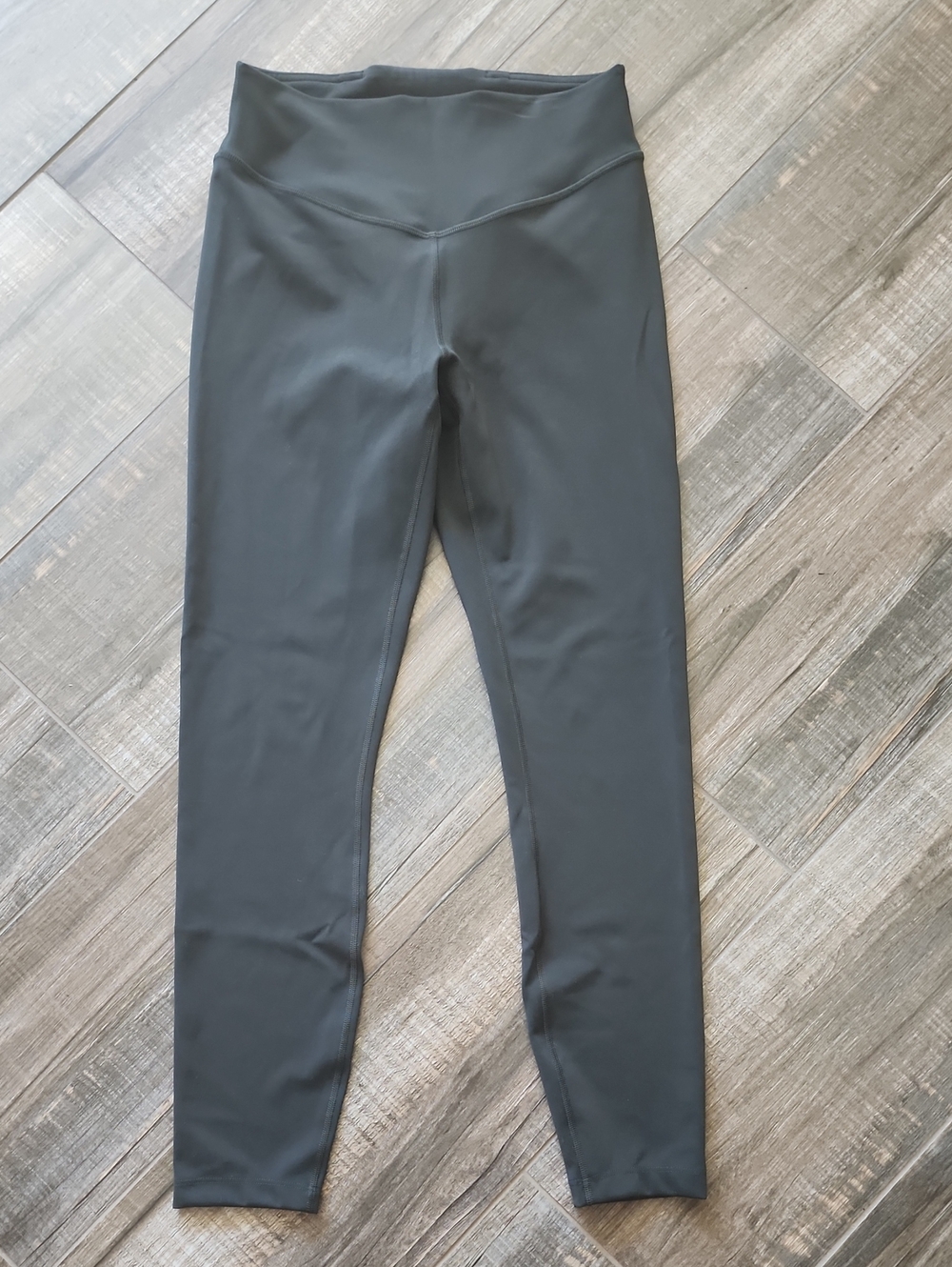 Lululemon Wunder Under Smooth Cover HR Tight 25” Blackened Pine Green
